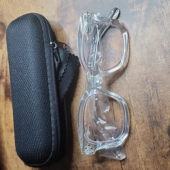 EyeKeeper Fashion Readers Transparent +2.00 NWT X002X16OKP - Picture 1 of 3